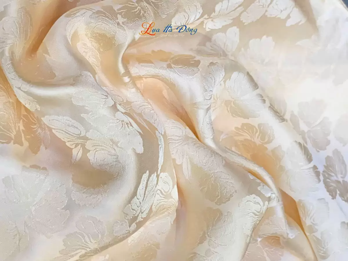 Khan-lua-van-co-hoa-tiet-nhieu-mau (23)