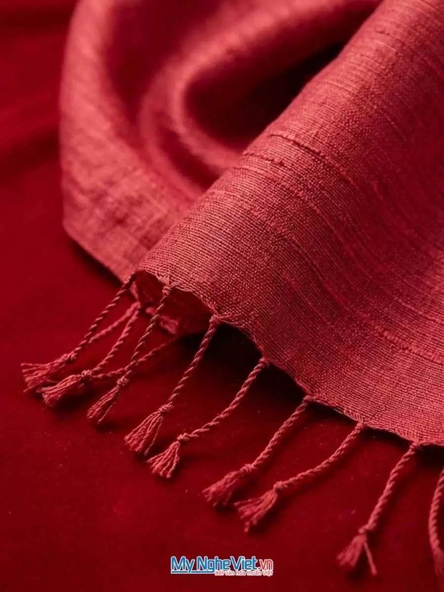 Khăn Lụa Tơ Tằm Trơn Màu Đỏ Ruby 85x180cm MNV-KLPT002-6