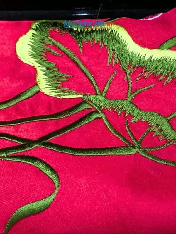 Combo Hộp sơn mài và khăn lụa Hà Đông