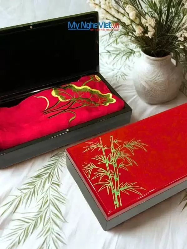 Combo Hộp sơn mài và khăn lụa Hà Đông