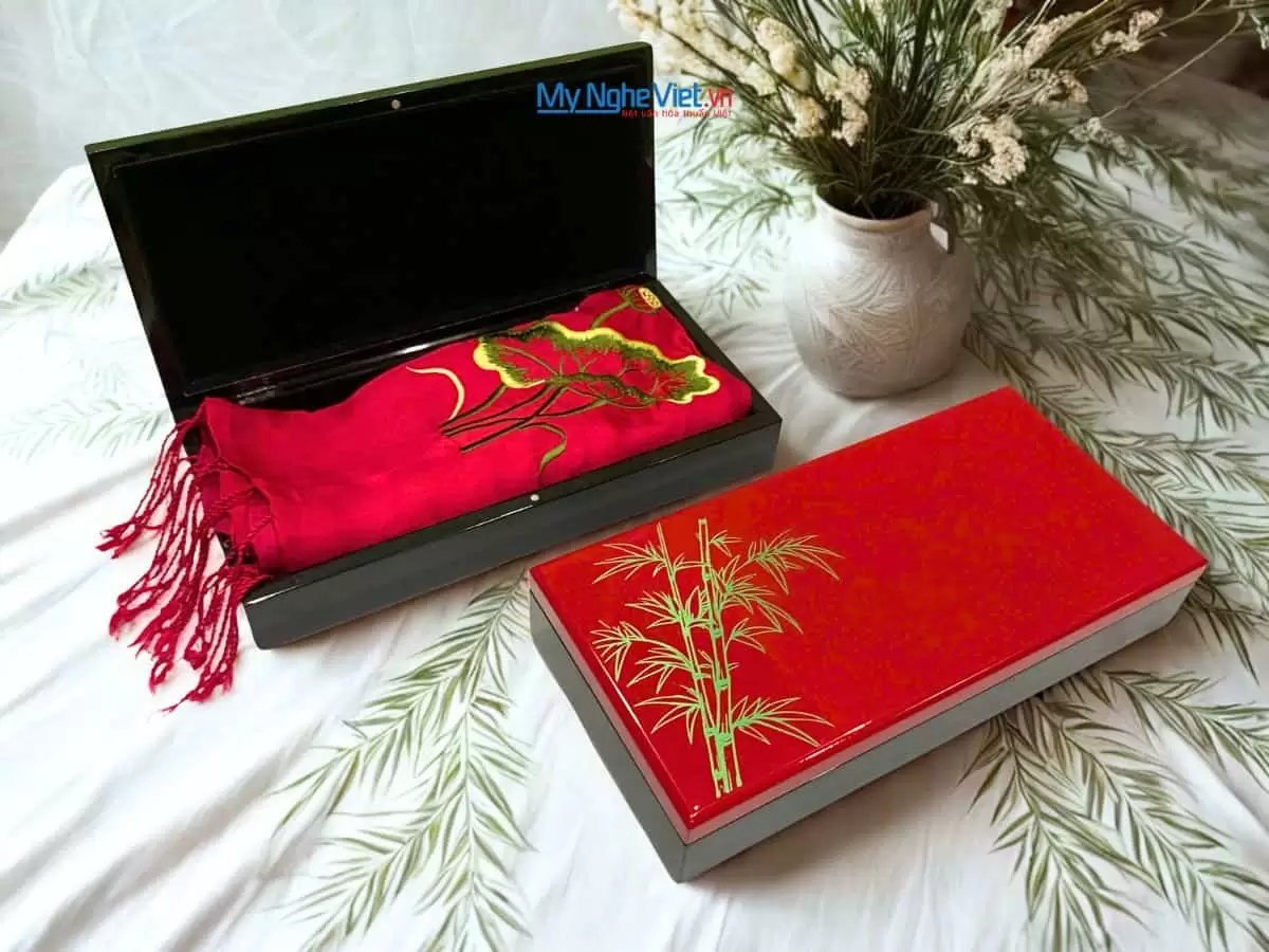 Combo Hộp sơn mài và khăn lụa Hà Đông
