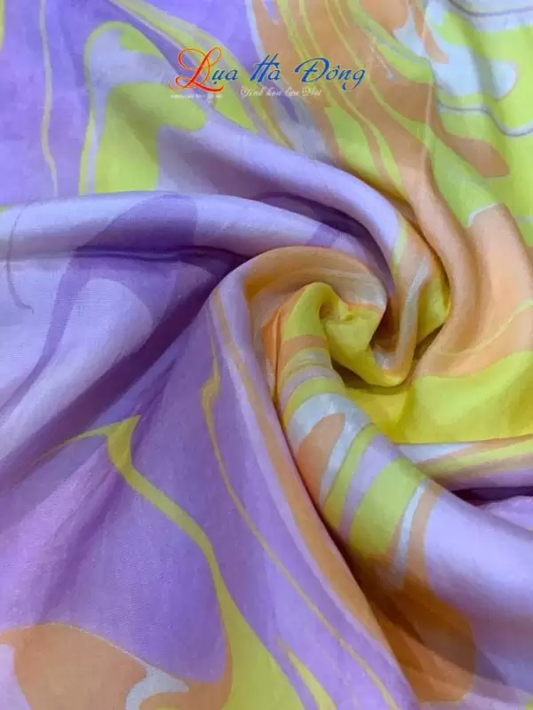 Khăn Lụa Tơ Tằm Vẽ Thủy Ấn