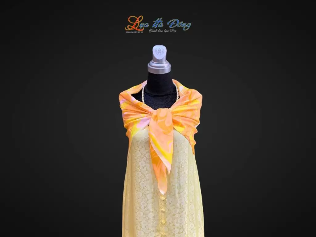 Khăn Lụa Tơ Tằm Vẽ Thủy Ấn