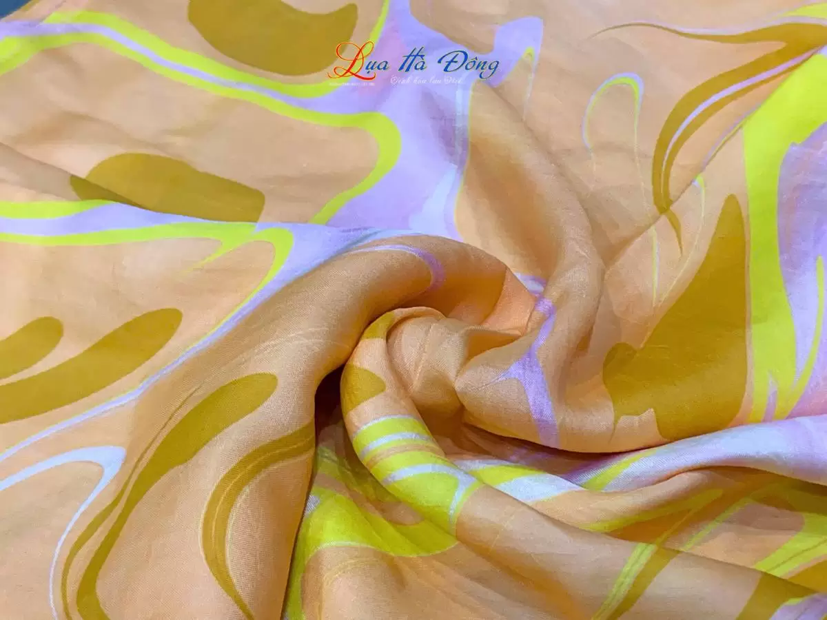 Khăn Lụa Tơ Tằm Vẽ Thủy Ấn