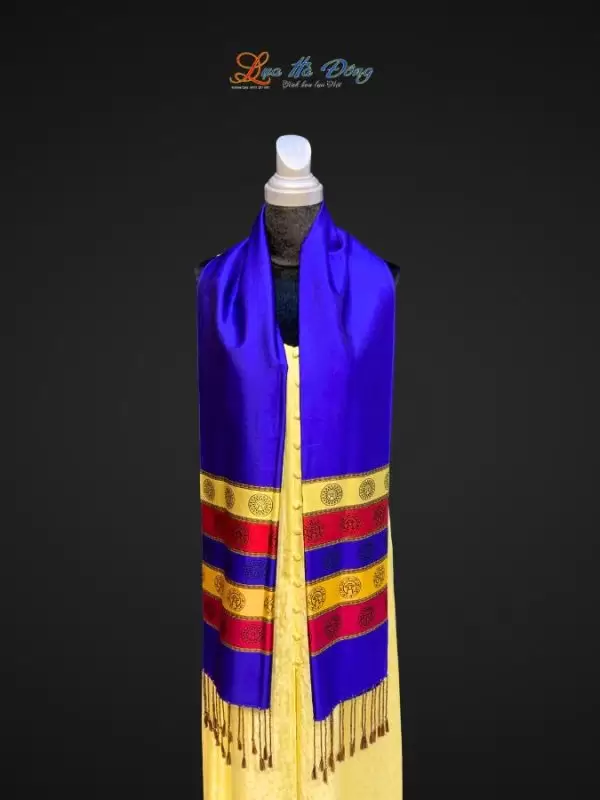 Khăn Lụa Cổng Làng Hà Đông