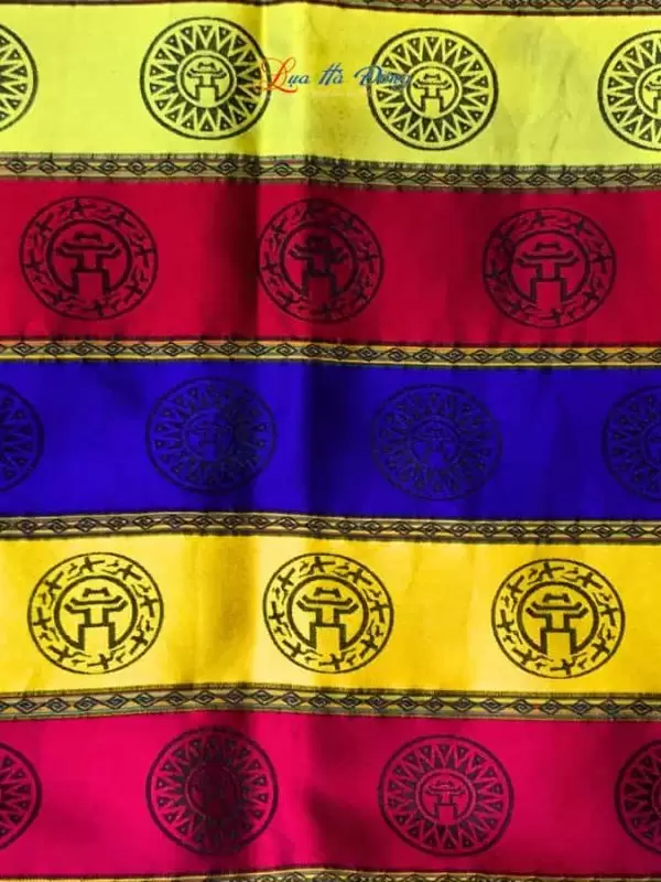 Khăn Lụa Cổng Làng Hà Đông