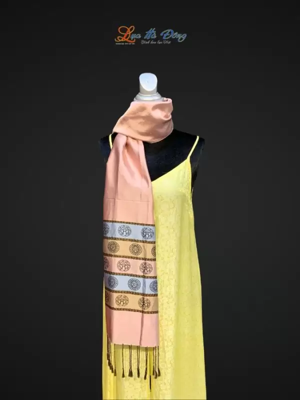 Khăn Lụa Cổng Làng Hà Đông