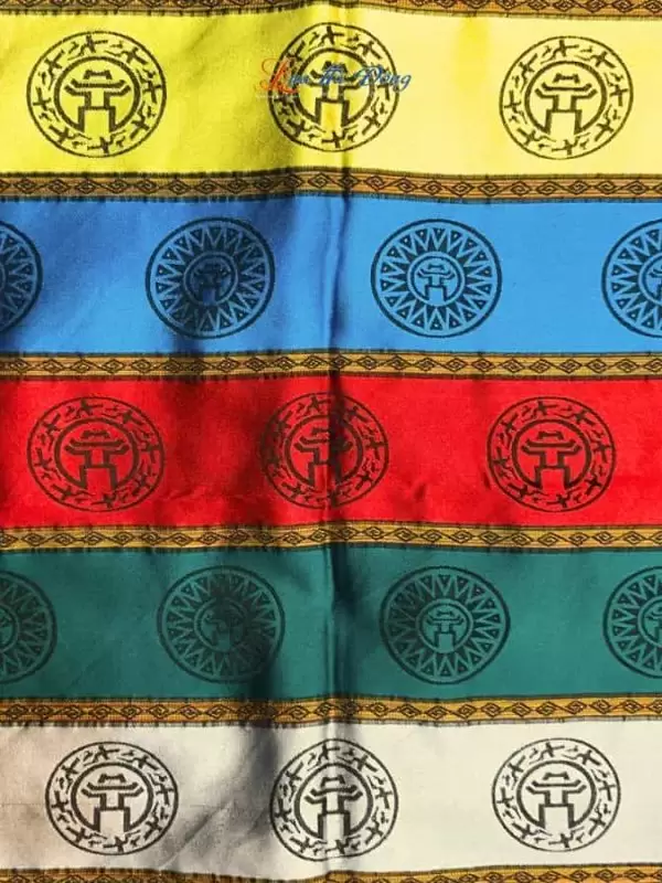 Khăn Lụa trống đồng Văn Miếu Quốc Tử Giám