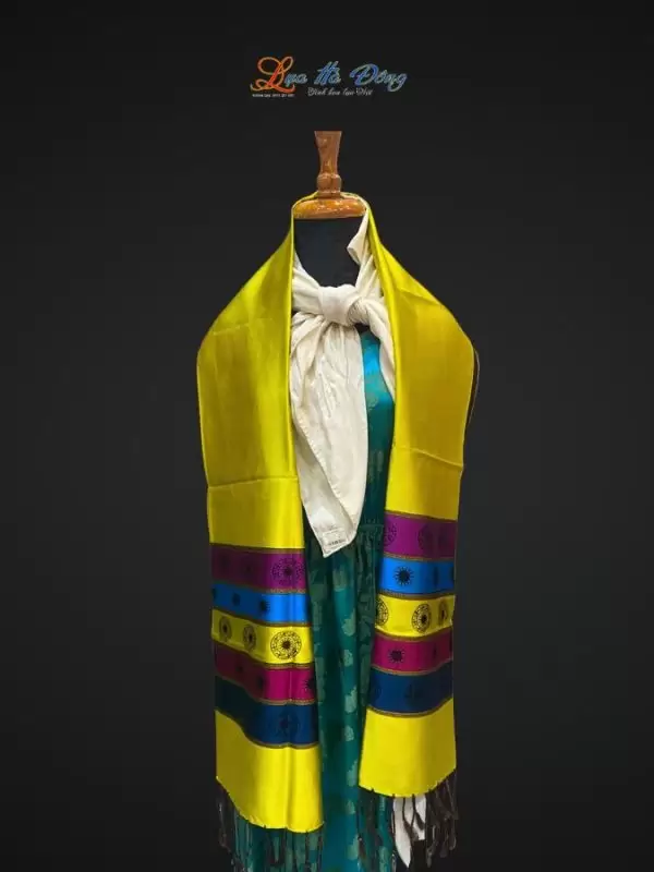 Khăn Lụa Văn Miếu Quốc Tử Giám