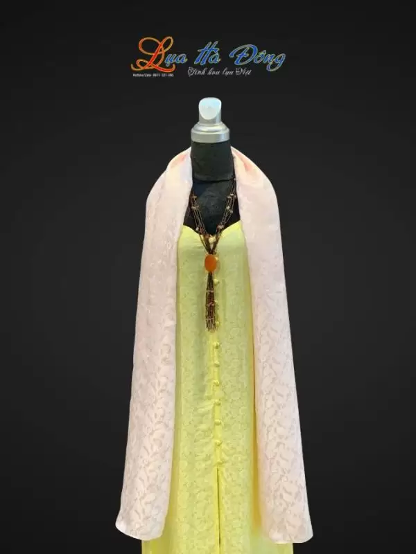 Khăn lụa dài họa tiết đuôi cong hồng phấn