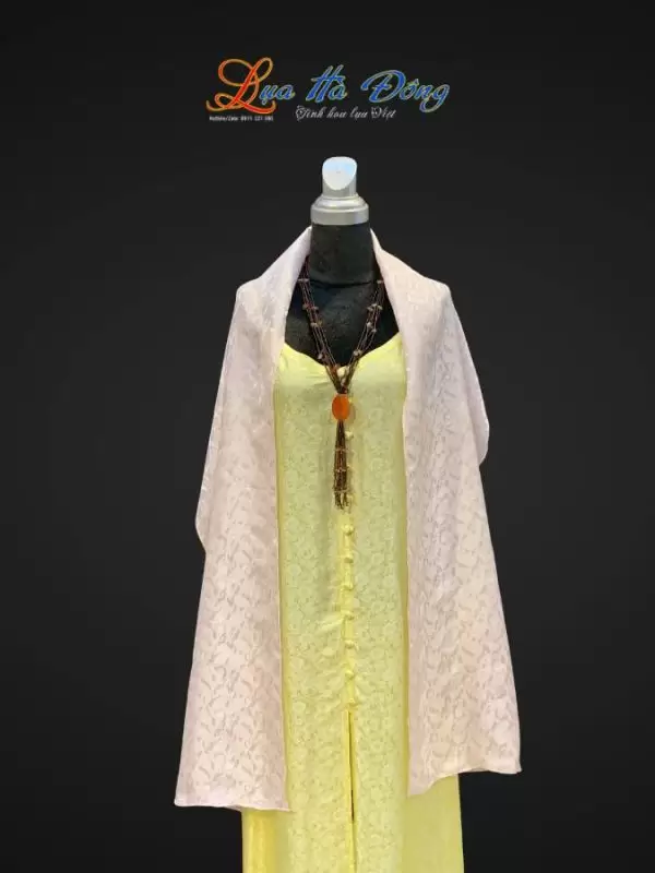 Khăn lụa dài họa tiết đuôi cong hồng phấn