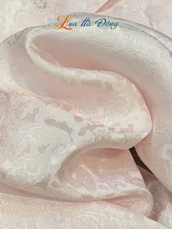 Khăn lụa dài họa tiết đuôi cong hồng phấn