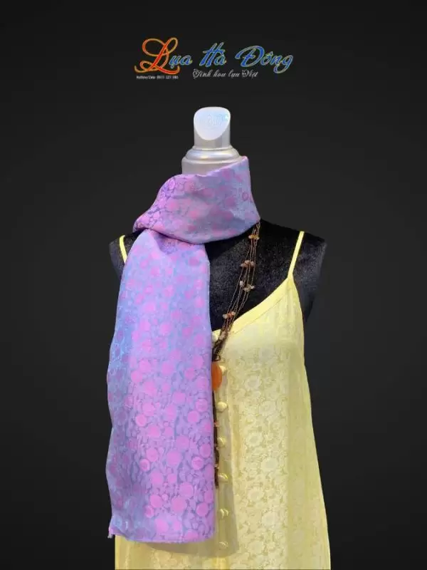 Khăn lụa dài họa tiết hồng thọ hồng xanh