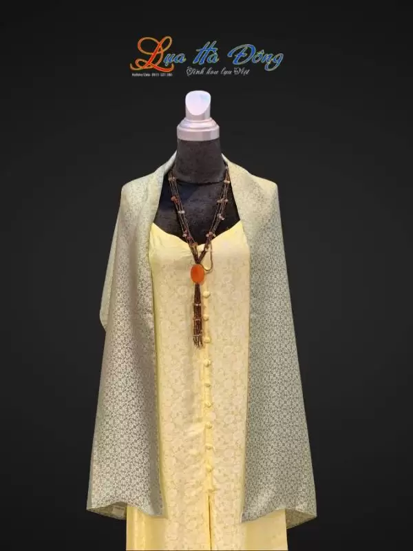 Khăn lụa dài họa tiết hoa thị xanh rêu