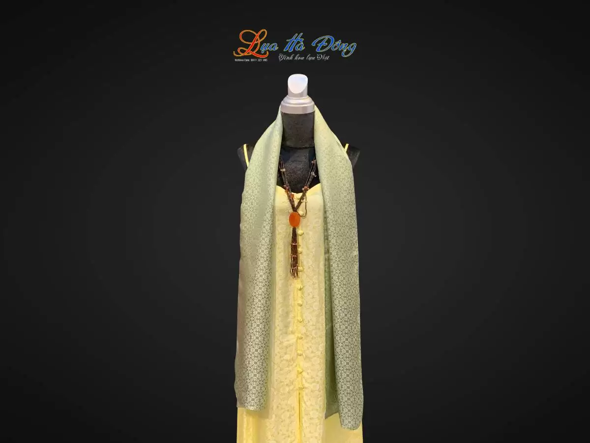 Khăn lụa dài họa tiết hoa thị xanh rêu MNV-LNL40180/1 - Ảnh 2