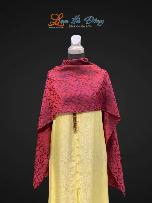 Khăn lụa dài họa tiết đuôi công đỏ