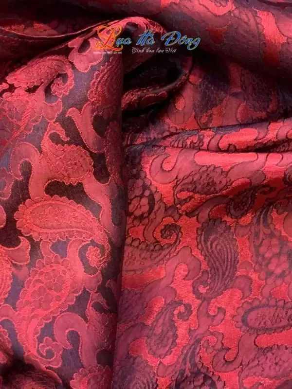 Khăn lụa dài họa tiết đuôi công đỏ