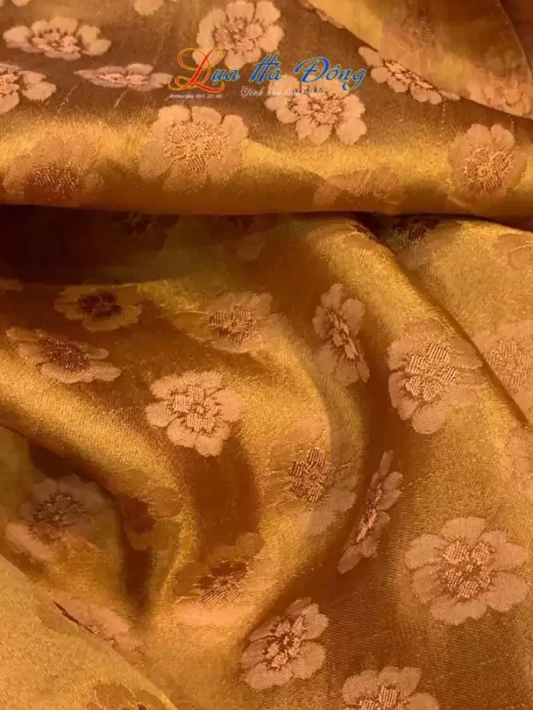 Khăn lụa dài họa tiết hoa đào vàng đồng