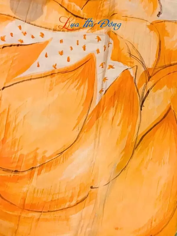 Khăn lụa tơ tằm vẽ tay hoa sen