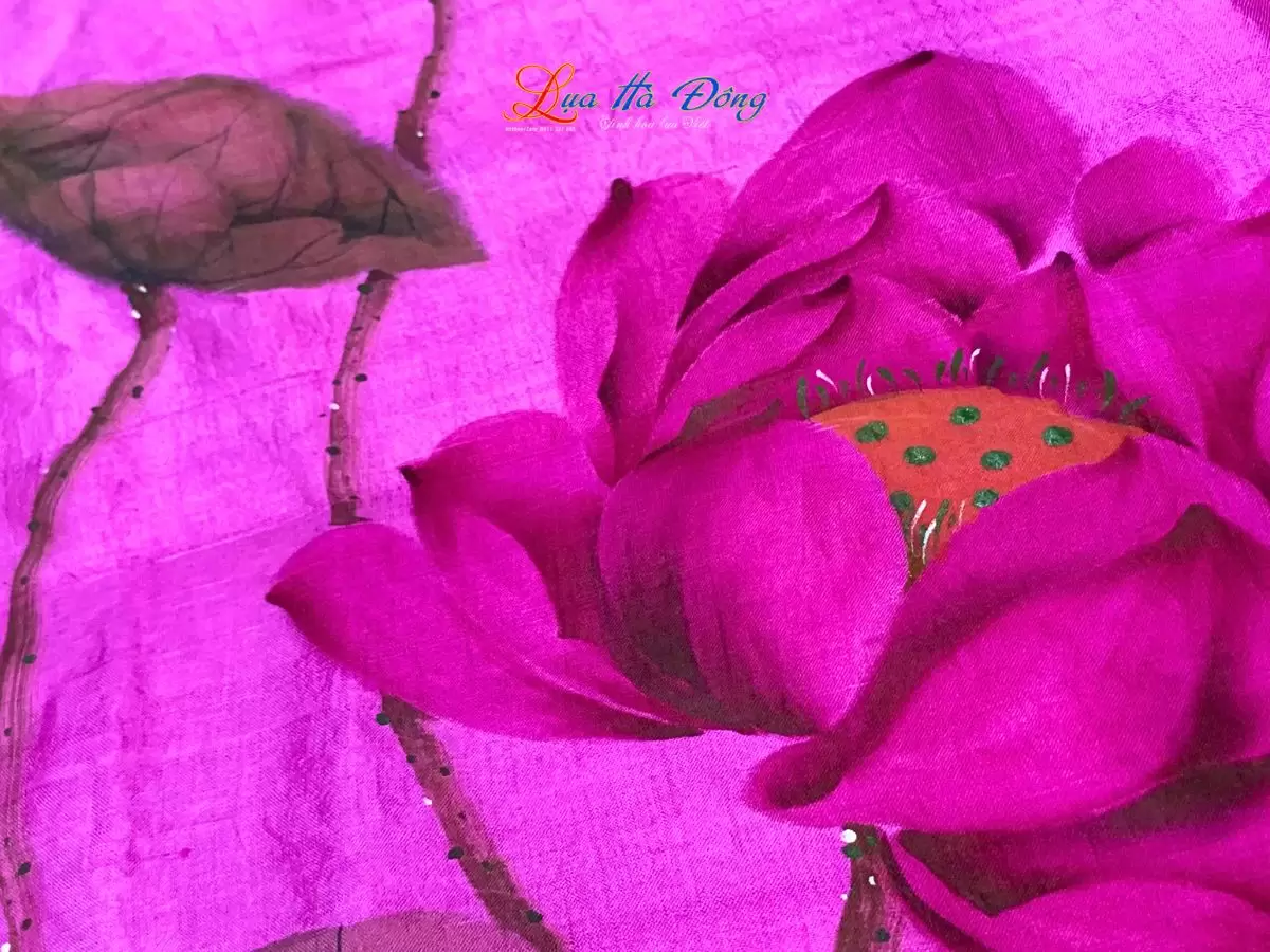 Khăn lụa tơ tằm vẽ tay hoa sen tua rua 100% silk