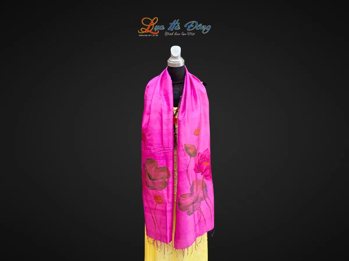 Khăn lụa tơ tằm vẽ tay hoa sen tua rua 100% silk