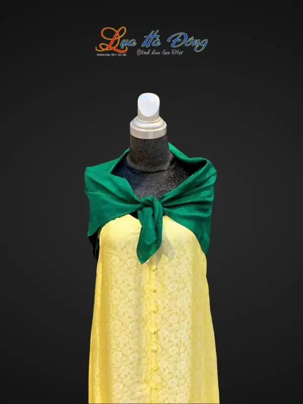 Khăn lụa vân cổ triện thọ