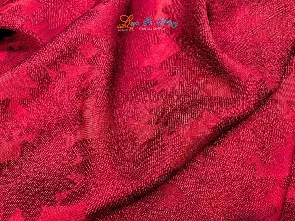 Khăn lụa vân cổ triện thọ