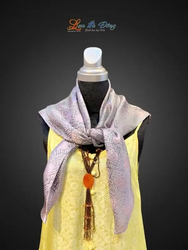 Khăn lụa vuông họa tiết song thọ xám tím