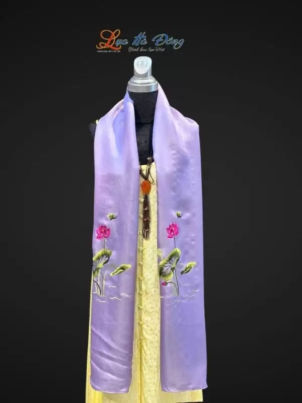 Khăn lụa thêu sen trơn tím hoa cà