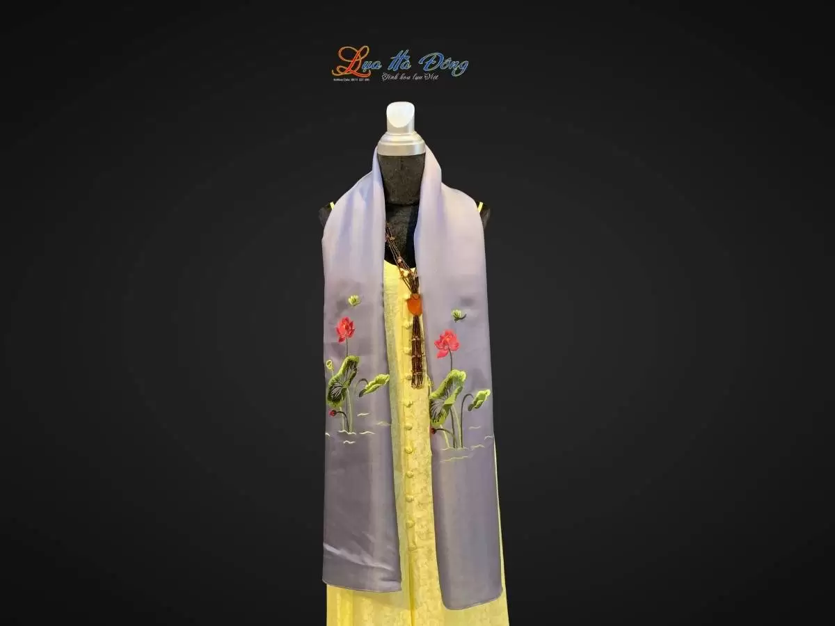 Khăn lụa trơn thêu sen tím xám