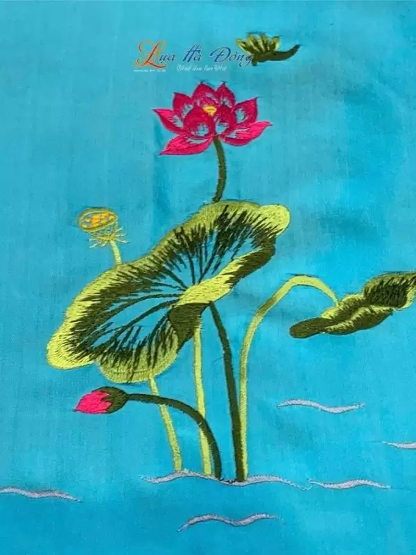 Khăn lụa trơn thêu sen xanh ngọc