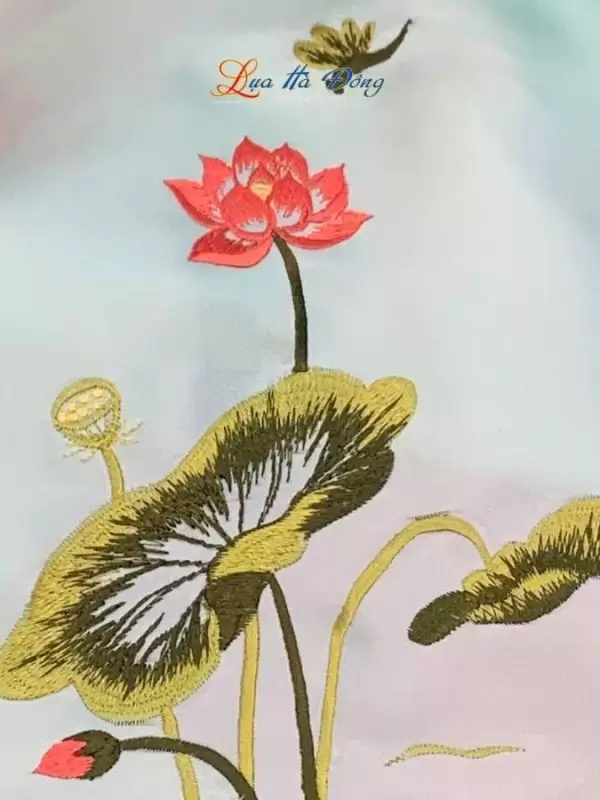 Khăn lụa trơn thêu sen xanh mint