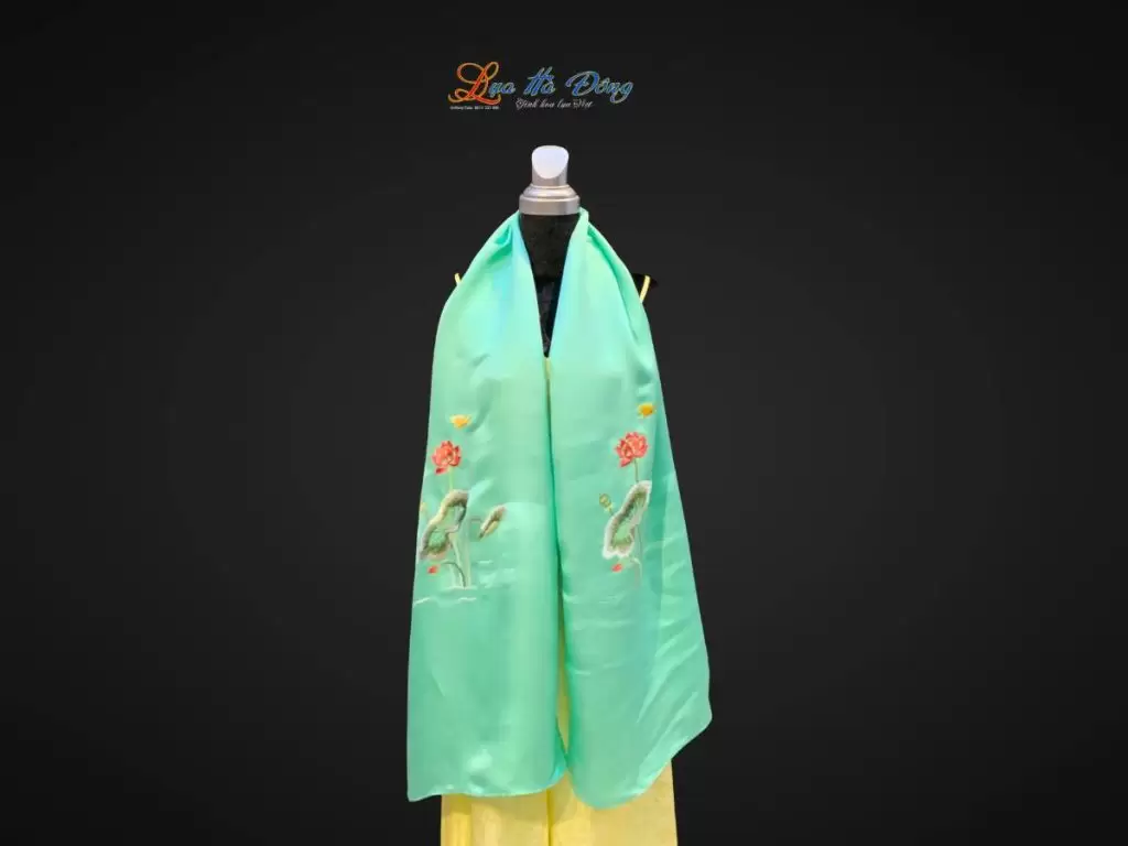 Khăn lụa trơn thêu sen xanh ngọc bích