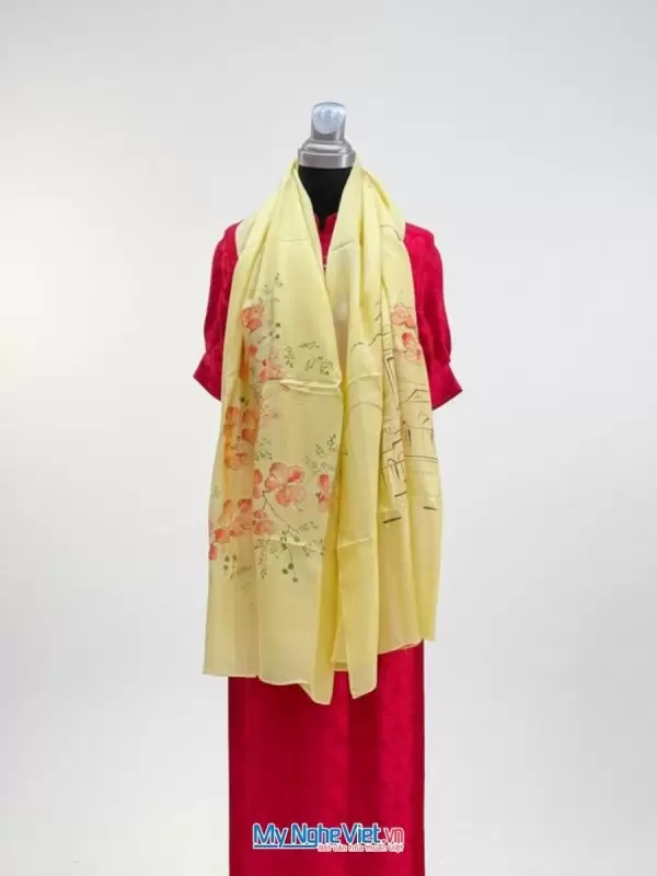 Khăn Lụa Tơ Tằm Vẽ Tay Chợ Bến Thành Màu Vàng MNV-PT70180/10.2