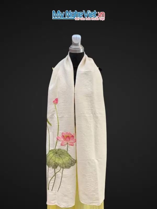 Khăn lụa đũi họa tiết hoa sen thêu tay 100% silk
