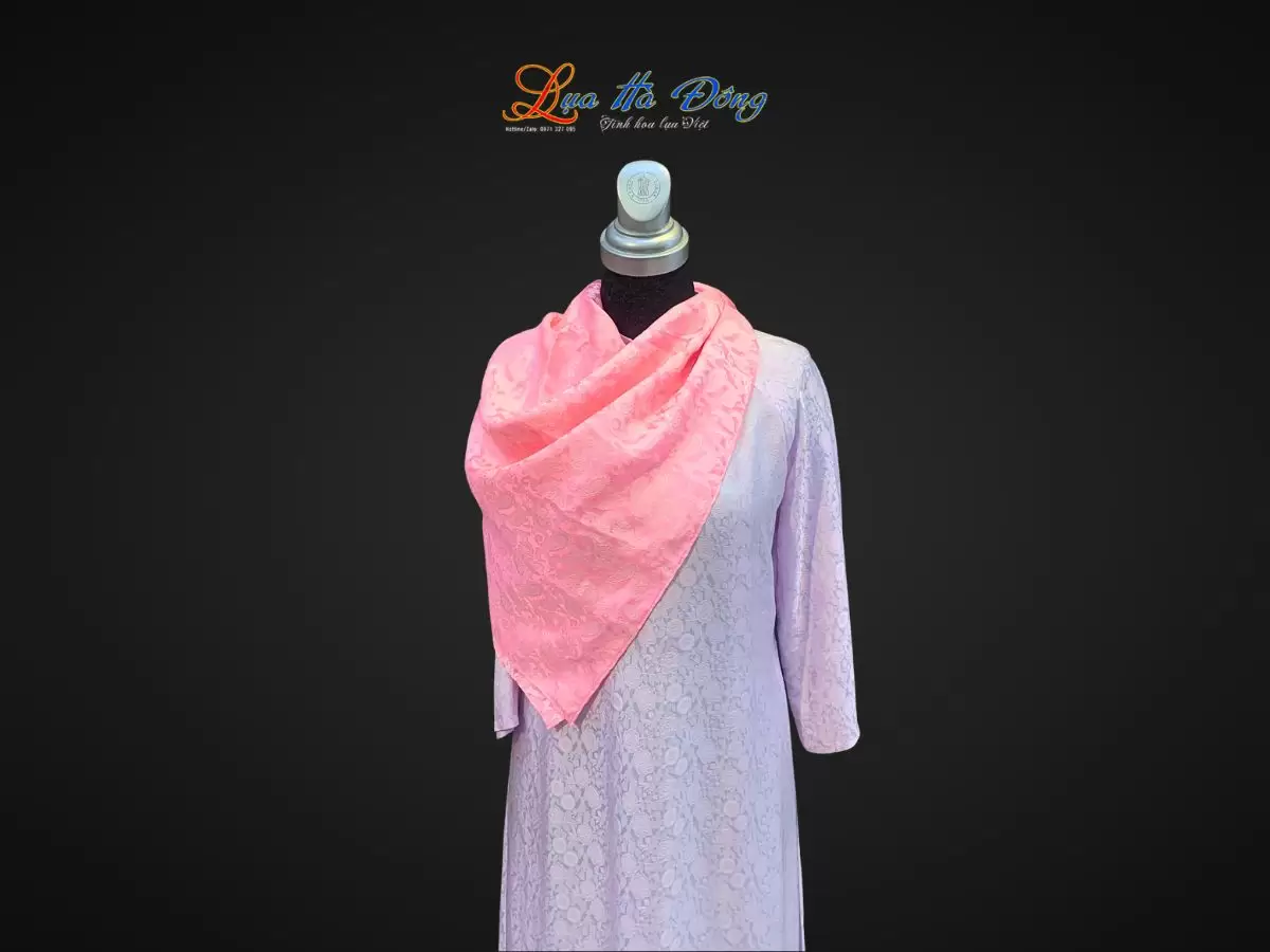 Khăn lụa tơ tằm họa tiết đuôi công hồng trơn MNV-LNL8585/3 - Ảnh 3