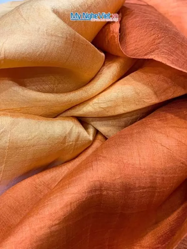 Khăn lụa tơ tằm loang màu cam