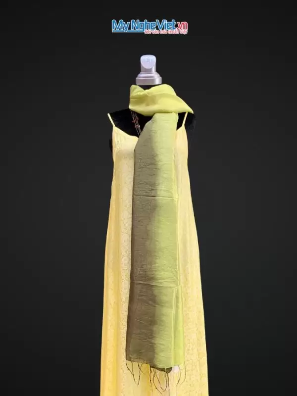 Khăn lụa tơ tằm loang Thái Bình màu xanh