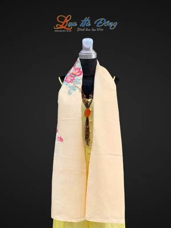 Khăn lụa vân cổ thêu tay lá cây kem