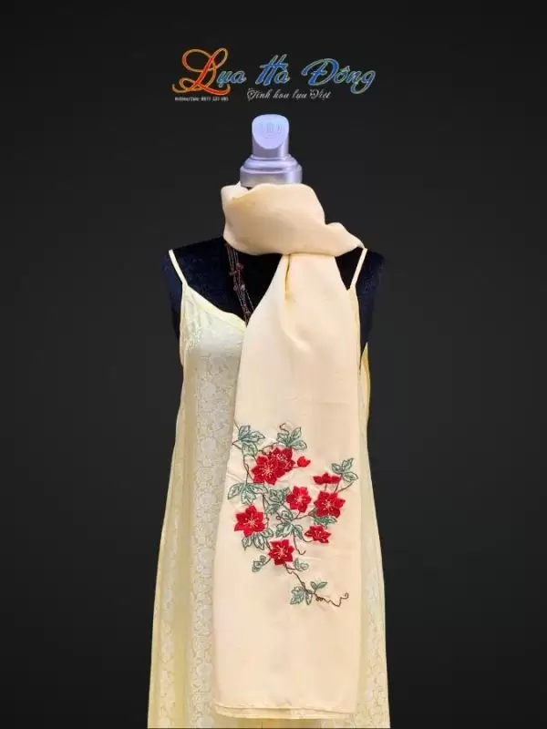 Khăn lụa vân cổ thêu tay mai vàng