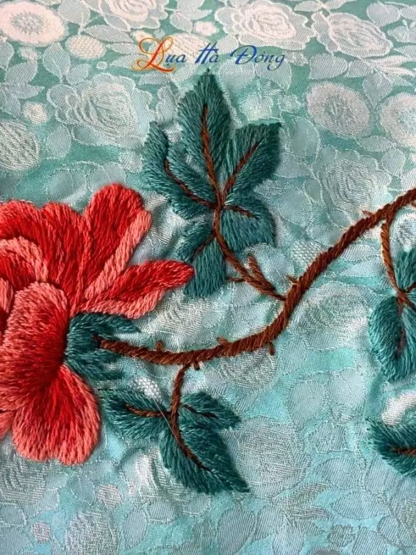 Khăn lụa thêu tay hồng thọ nhí xanh mint