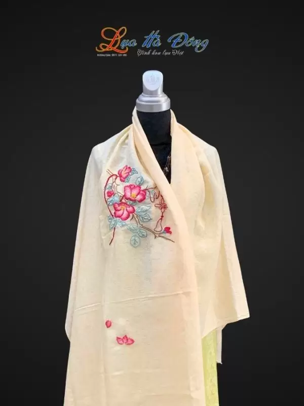 Khăn lụa vân cổ thêu tay lá cây kem