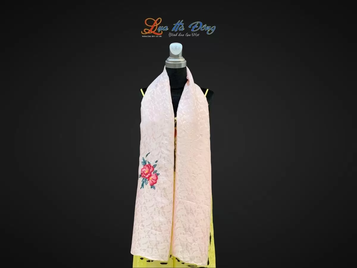 Khăn lụa thêu tay đuôi công hồng