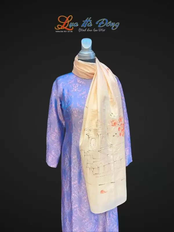 Khăn lụa tơ tằm vẽ tay chợ Bến Thành