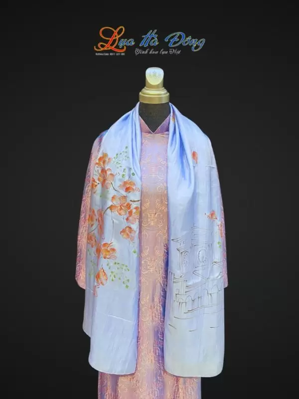 Khăn lụa tơ tằm vẽ tay chợ Bến Thành