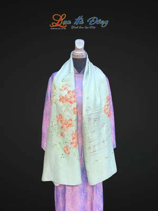 Khăn lụa tơ tằm vẽ tay chợ Bến Thành