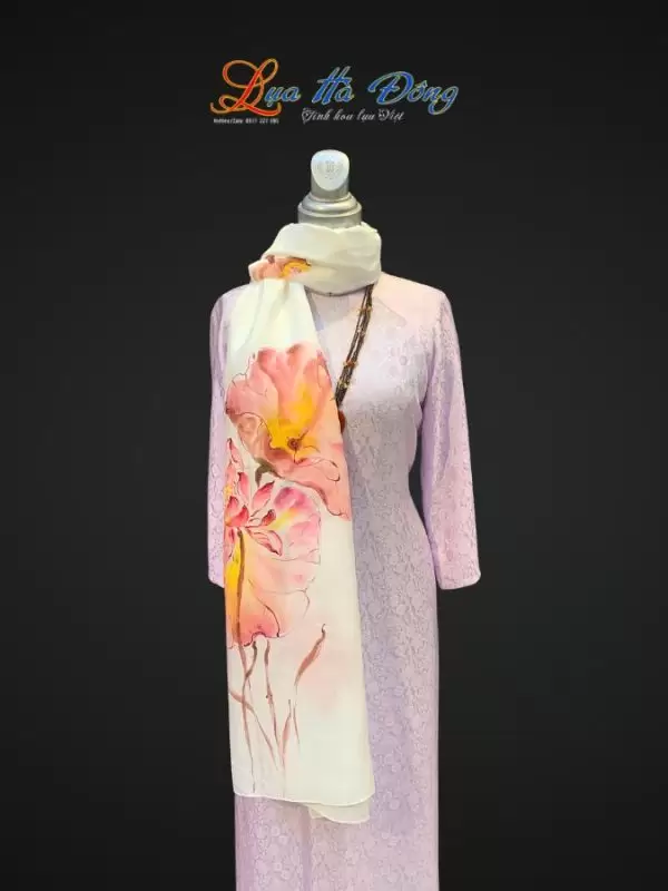 Khăn lụa tơ tằm màu trắng hoa sen