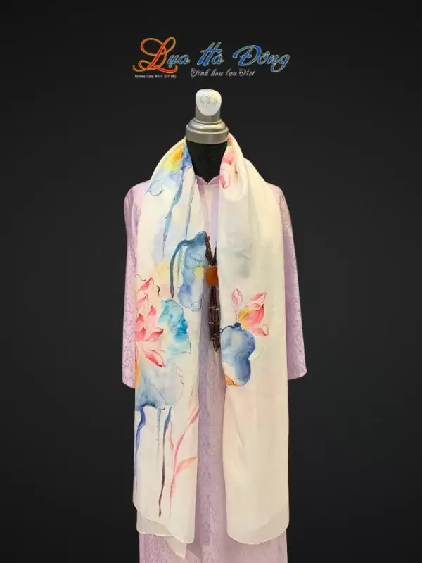 Khăn lụa tơ tằm màu trắng hoa sen