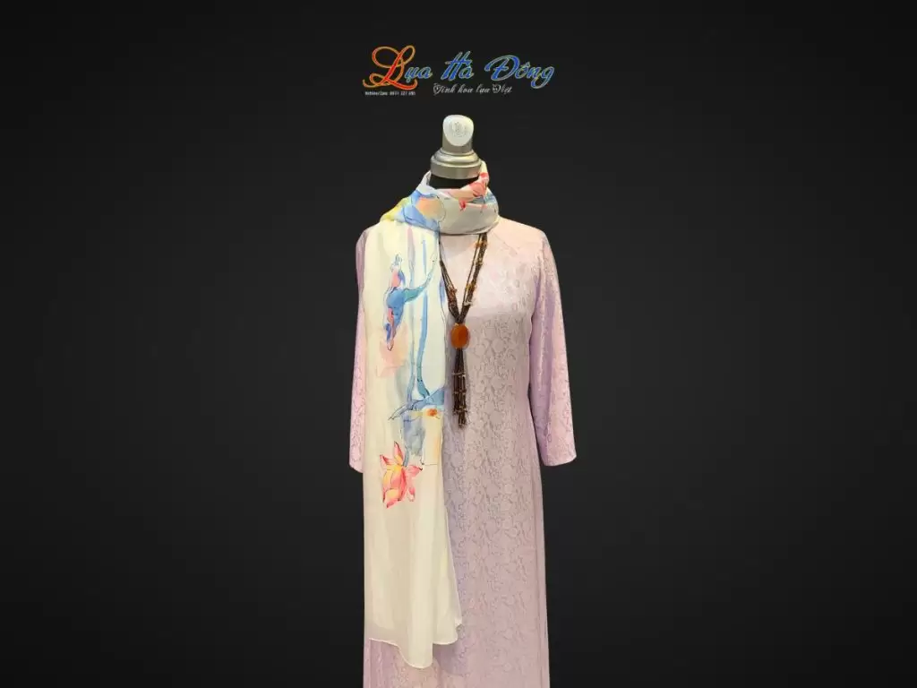 Khăn lụa tơ tằm màu trắng hoa sen