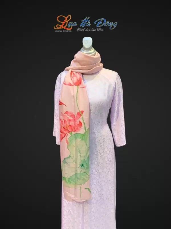 Khăn lụa tơ tằm vẽ tay sen màu hồng san hô